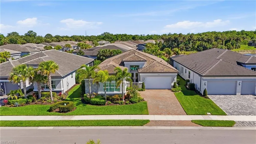 11644 Periwinkle Dr, Naples, Florida 34120