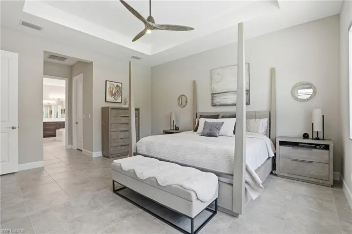 11644 Periwinkle Dr, Naples, Florida 34120