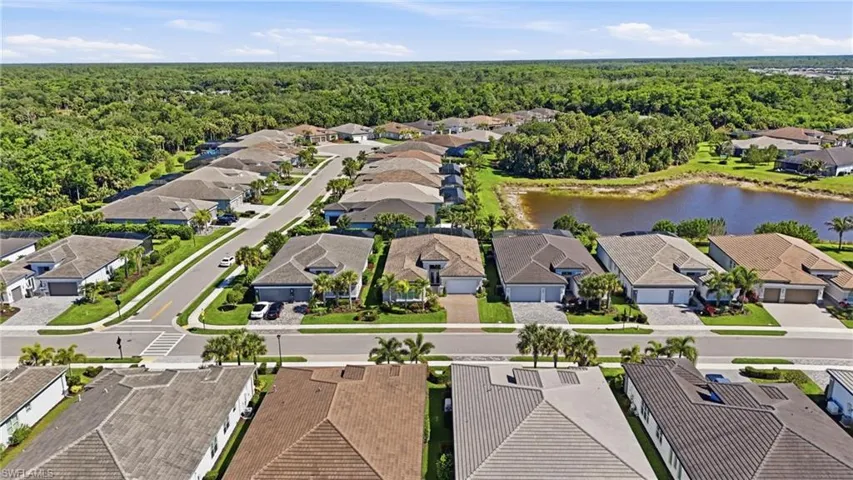 11644 Periwinkle Dr, Naples, Florida 34120