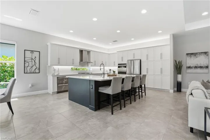 11644 Periwinkle Dr, Naples, Florida 34120