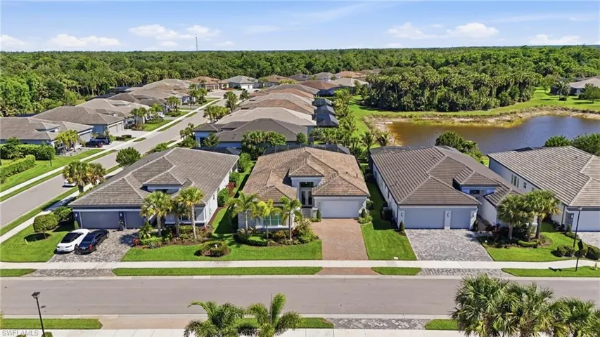 11644 Periwinkle Dr, Naples, Florida 34120