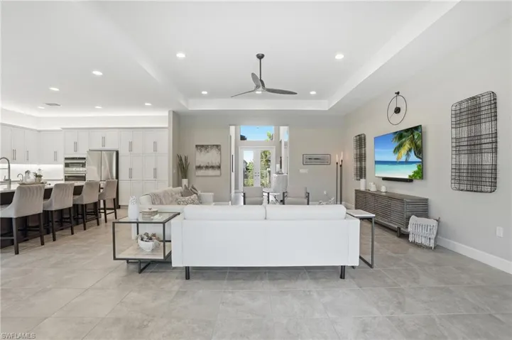 11644 Periwinkle Dr, Naples, Florida 34120