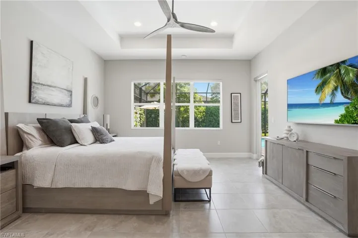 11644 Periwinkle Dr, Naples, Florida 34120