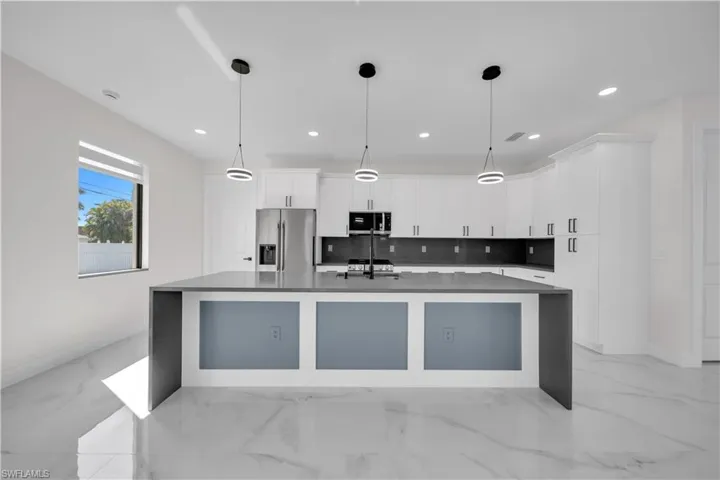 807 Nicholas Pkwy W, Cape Coral, Florida 33991