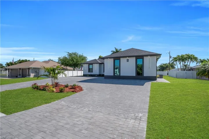 807 Nicholas Pkwy W, Cape Coral, Florida 33991