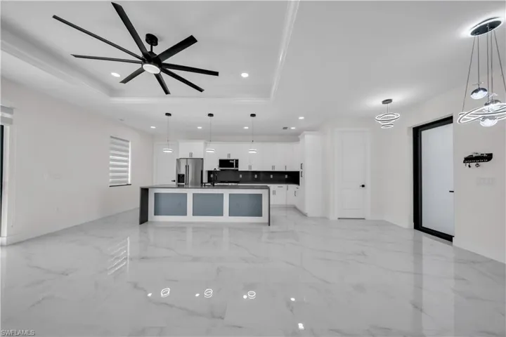 807 Nicholas Pkwy W, Cape Coral, Florida 33991