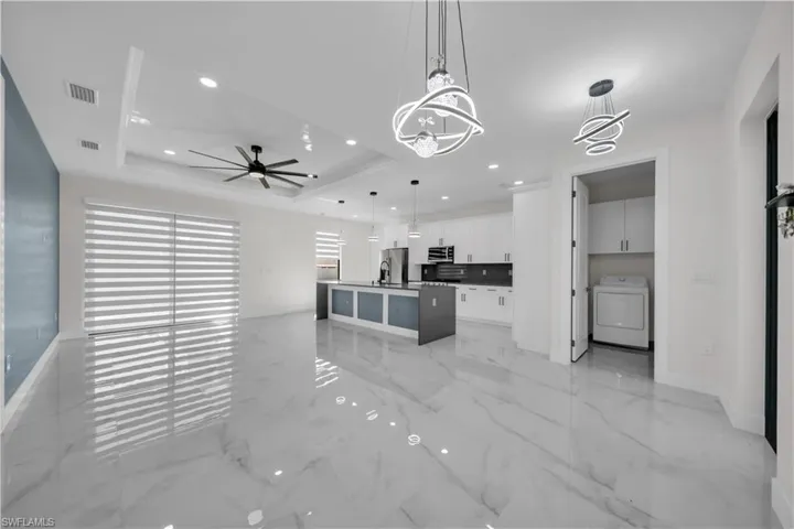 807 Nicholas Pkwy W, Cape Coral, Florida 33991