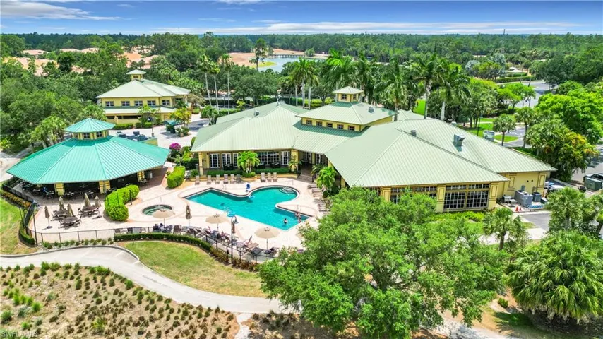 3666  Periwinkle  WAY, Naples, FL 34114