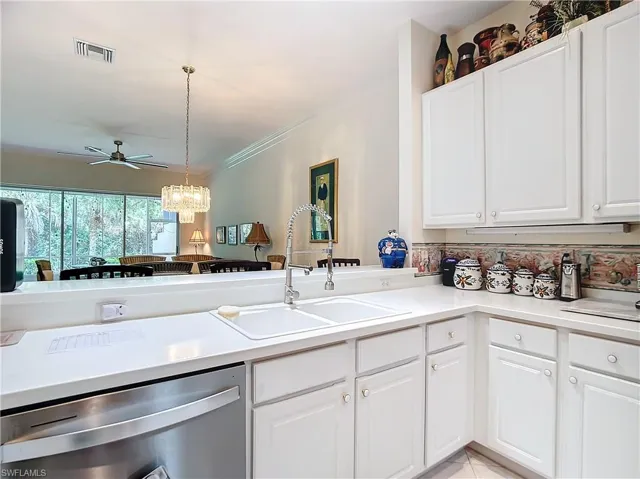 3666  Periwinkle  WAY, Naples, FL 34114
