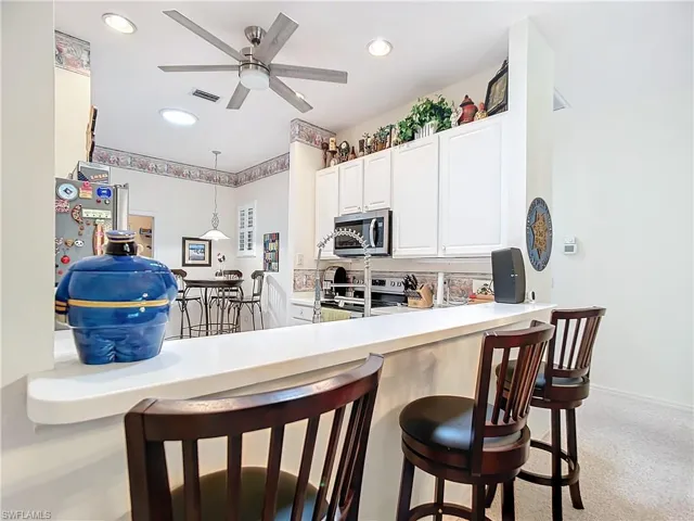 3666  Periwinkle  WAY, Naples, FL 34114
