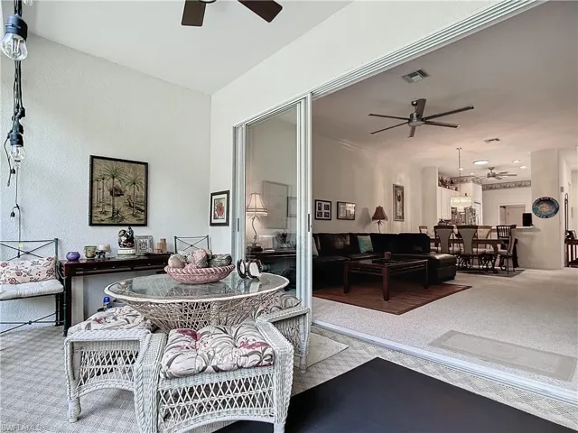 3666  Periwinkle  WAY, Naples, FL 34114