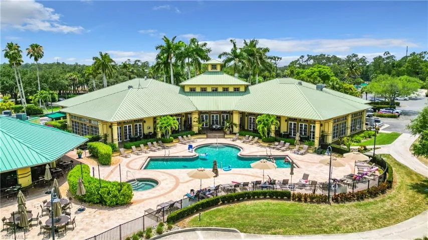 3666  Periwinkle  WAY, Naples, FL 34114
