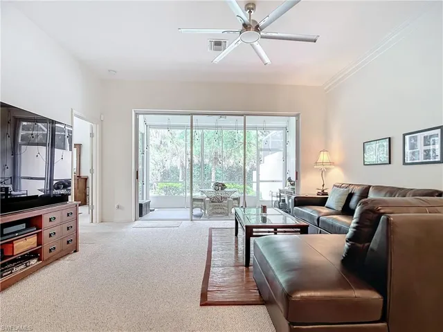 3666  Periwinkle  WAY, Naples, FL 34114