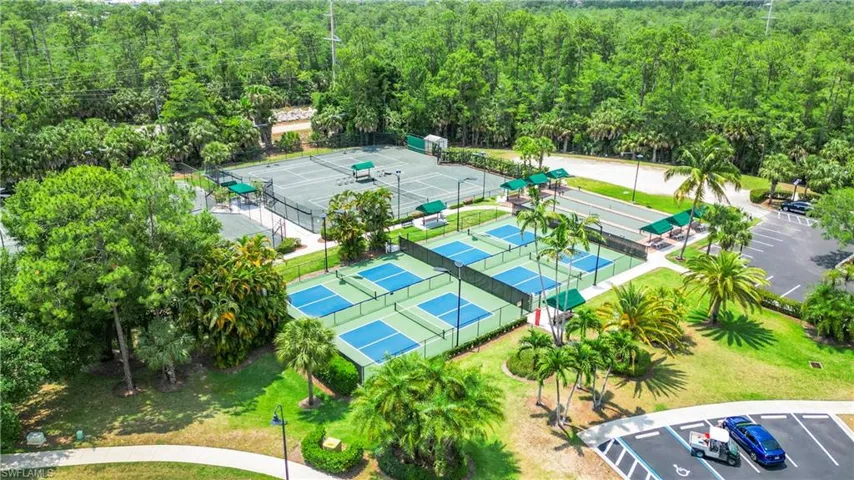 3666  Periwinkle  WAY, Naples, FL 34114