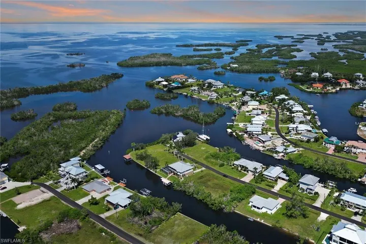 24153  Henry Morgan  BLVD, Punta Gorda, FL 33955