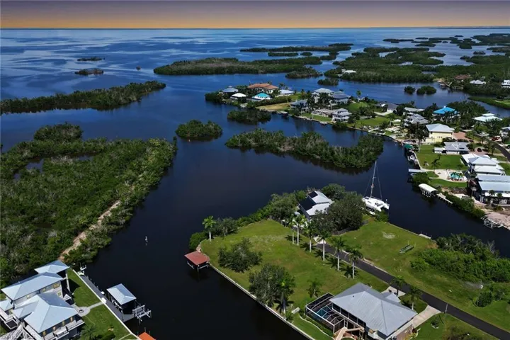 24153  Henry Morgan  BLVD, Punta Gorda, FL 33955