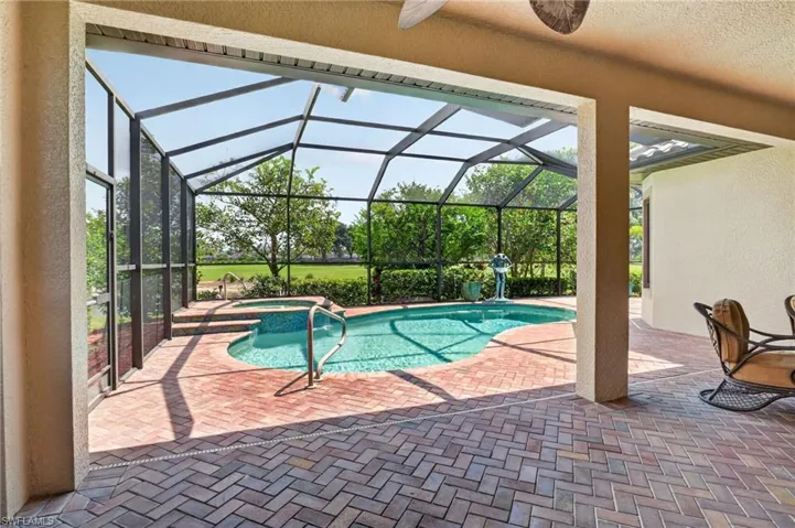 16117  Herons View  DR, Alva, FL 33920