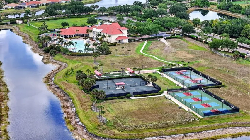 16117  Herons View  DR, Alva, FL 33920