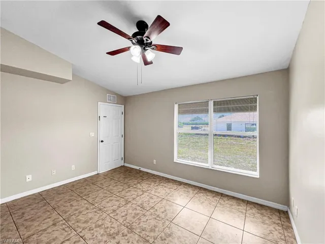 2130 NE 8th  PL, Cape Coral, FL 33909