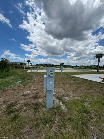 287  Horizon  RD, Punta Gorda, FL 33982