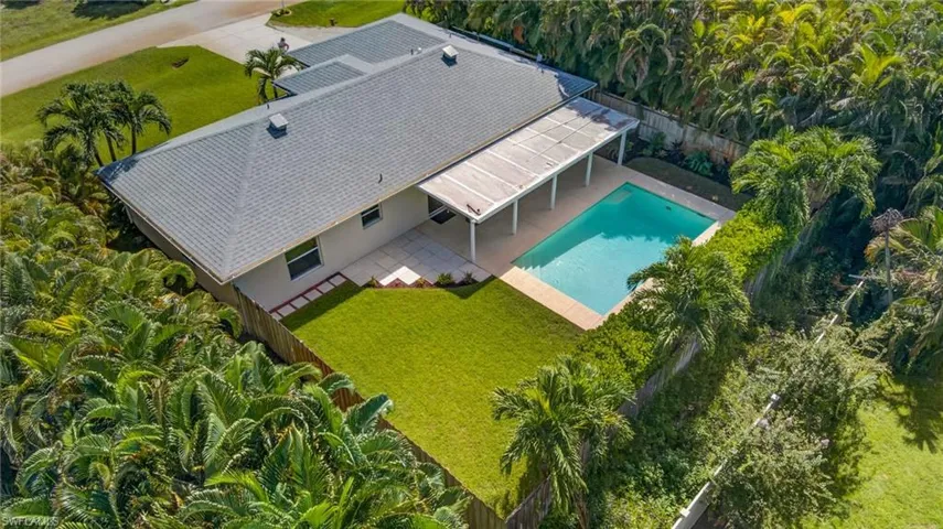 18502 Sunflower Rd, Fort Myers, Florida 33967