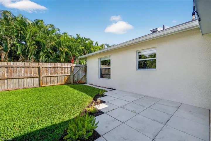 18502 Sunflower Rd, Fort Myers, Florida 33967