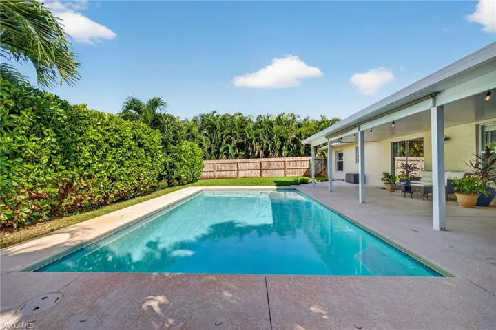 18502 Sunflower Rd, Fort Myers, Florida 33967