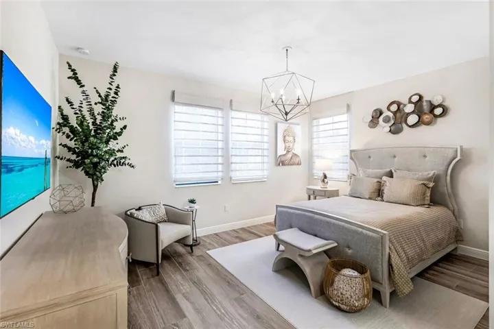 Guest suite with tile flooring