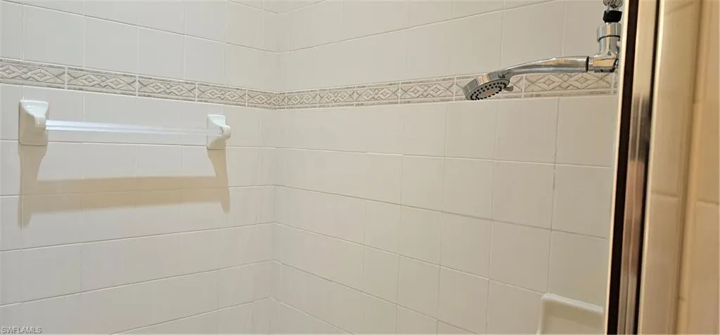MASTER BATHROOM SHOWER