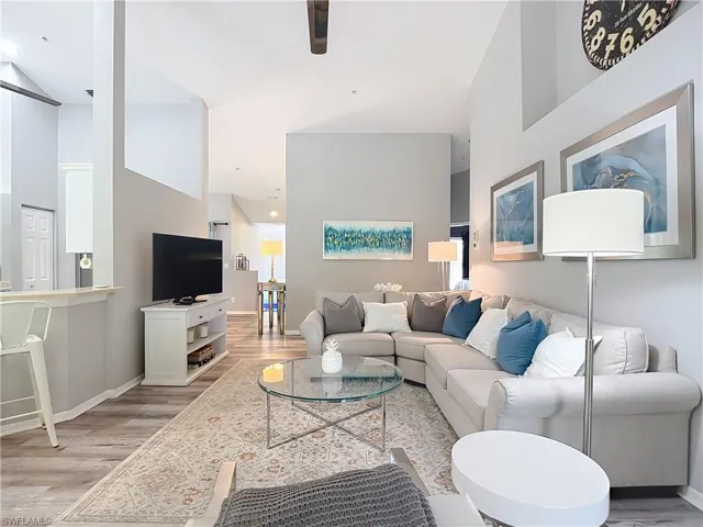 5125 Cedar Springs Dr 204, Naples, Florida 34110