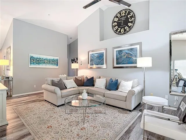 5125 Cedar Springs Dr 204, Naples, Florida 34110