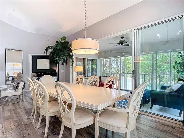 5125 Cedar Springs Dr 204, Naples, Florida 34110