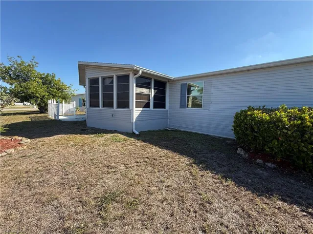 19844  Eagle Trace  CT, North Fort Myers, FL 33903