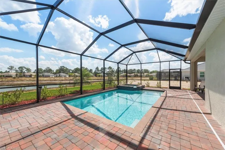 3061  Weston Manor  DR, Alva, FL 33920