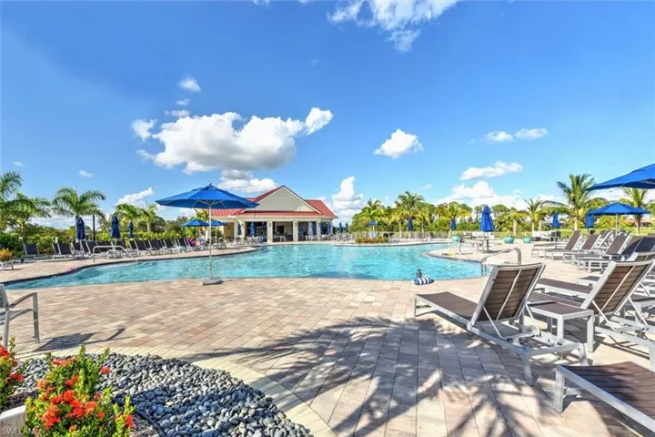 3061  Weston Manor  DR, Alva, FL 33920
