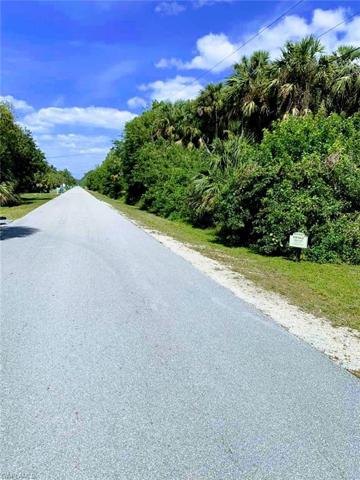 XXX  2nd NE ST, Naples, FL 34120
