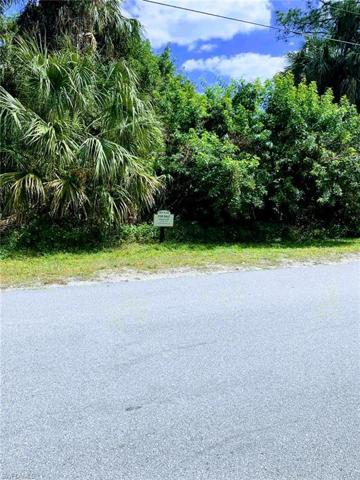 XXX  2nd NE ST, Naples, FL 34120