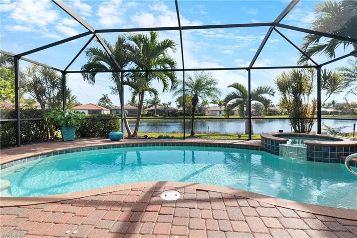 11284  Red Bluff  LN, Fort Myers, FL 33912