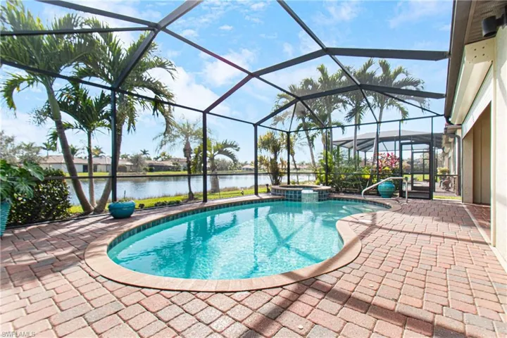 11284  Red Bluff  LN, Fort Myers, FL 33912