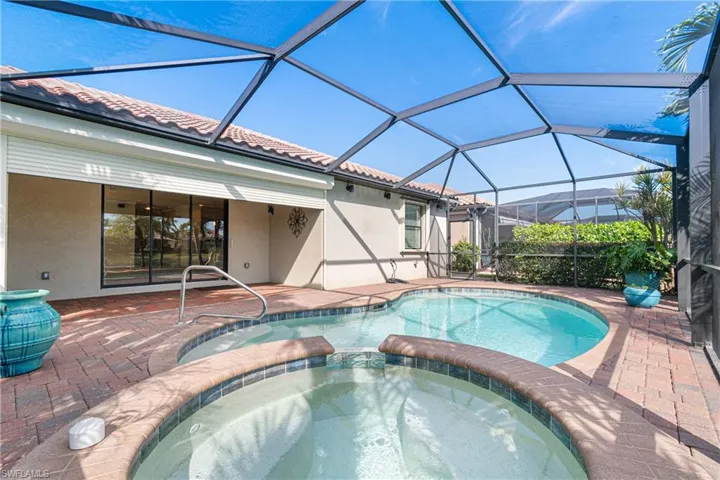 11284  Red Bluff  LN, Fort Myers, FL 33912