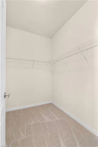 11284  Red Bluff  LN, Fort Myers, FL 33912