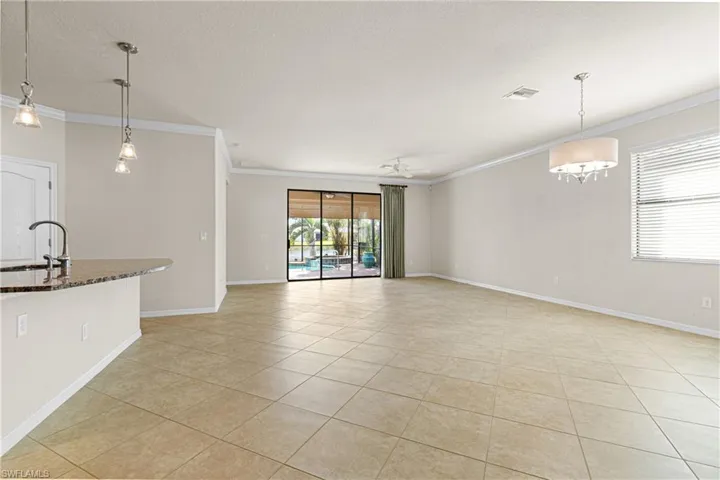 11284  Red Bluff  LN, Fort Myers, FL 33912