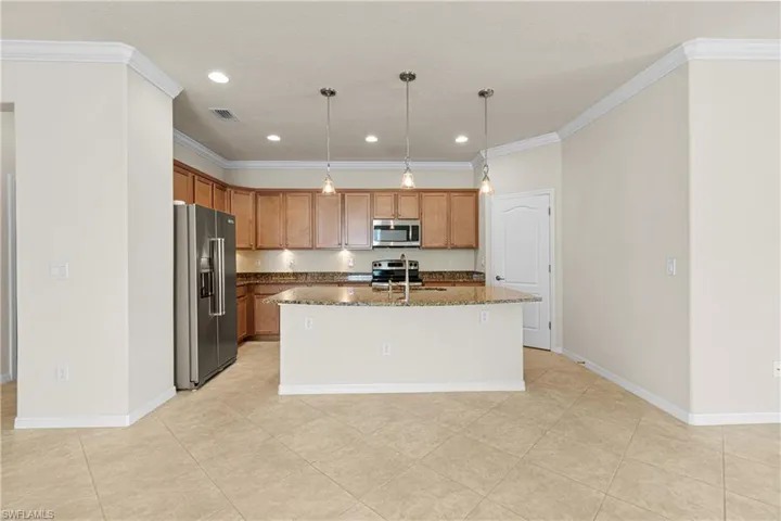 11284  Red Bluff  LN, Fort Myers, FL 33912