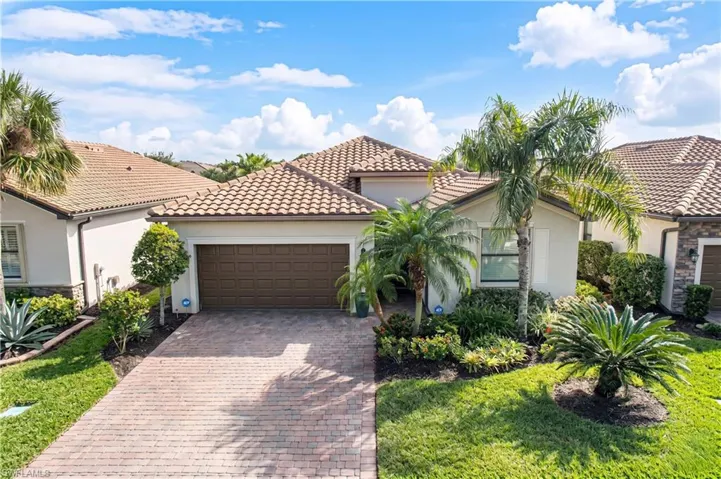 11284  Red Bluff  LN, Fort Myers, FL 33912