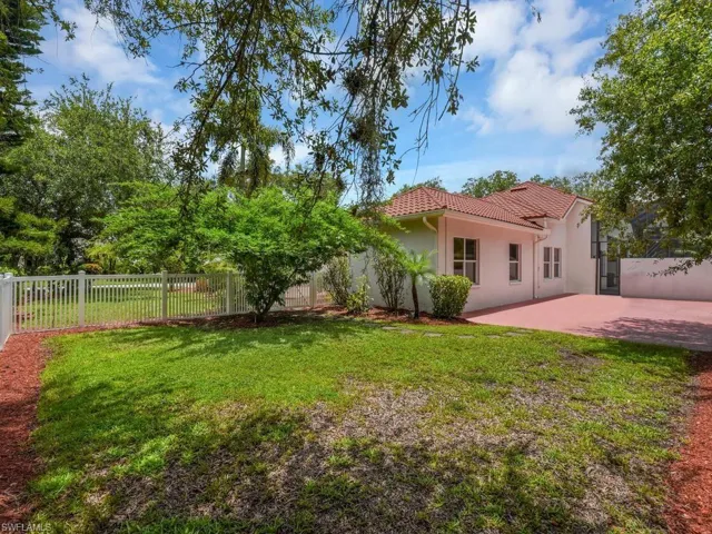 11570 Hampton Greens Dr, Fort Myers, Florida 33913