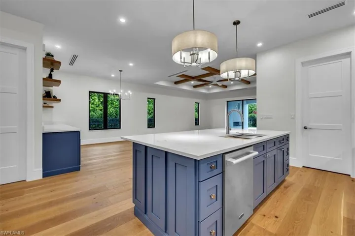 1009 29th Ave N, Naples, Florida 34103