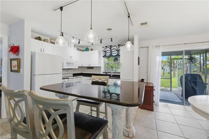 4329 Sw 1st Pl, Cape Coral, Florida 33914