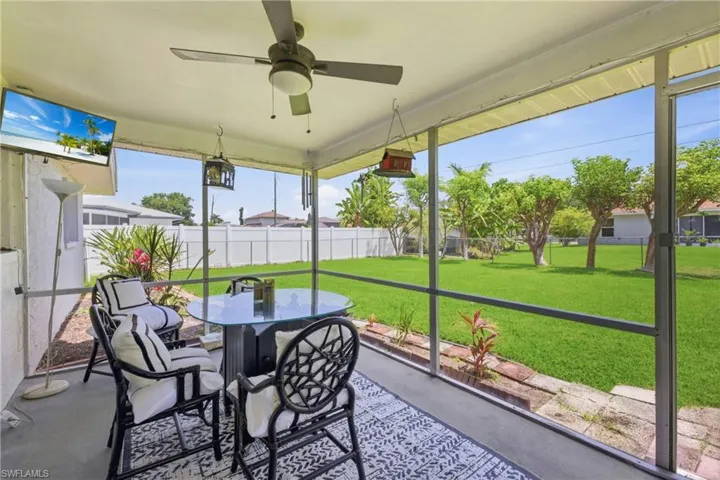 4329 Sw 1st Pl, Cape Coral, Florida 33914