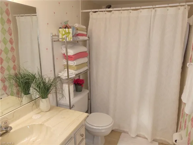 ENSUITE BATH