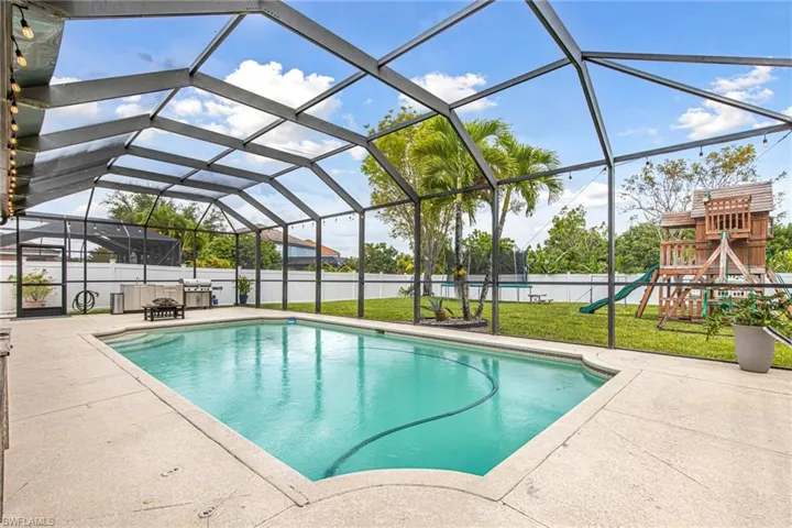 2824 Via Piazza Loop, Fort Myers Fl 33905